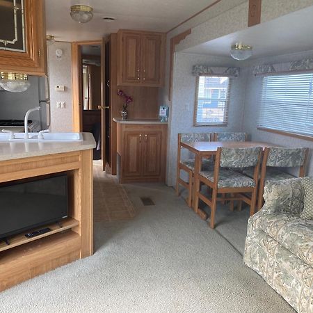 Pelican Motel Pelican Rapids Экстерьер фото